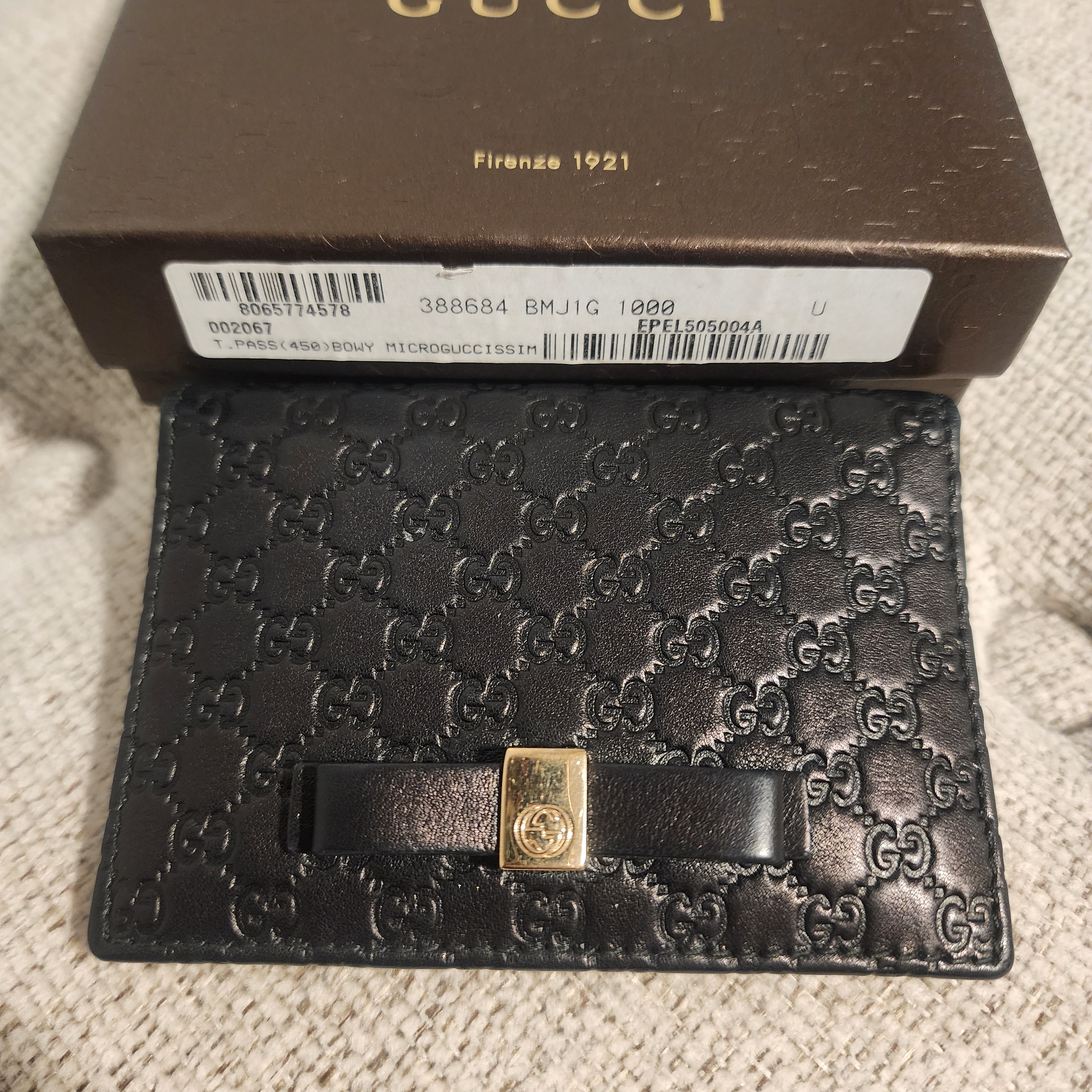 Gucci Travel Pass Micro Gucci
